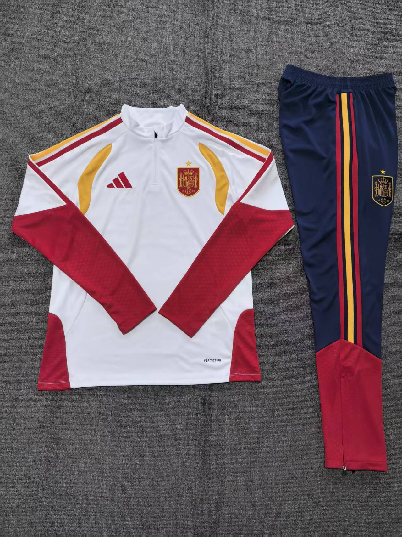 Kids Spain Training Tracksuits 2026 Football Kit Soccer Jersey