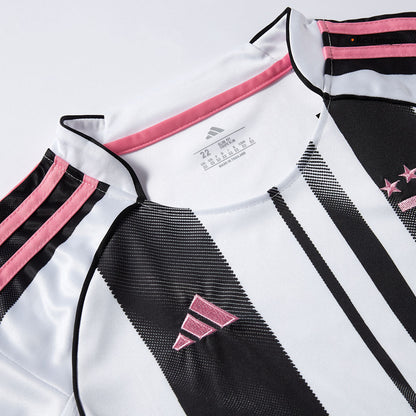 Kids Juventus Home Full Kit 2025/26