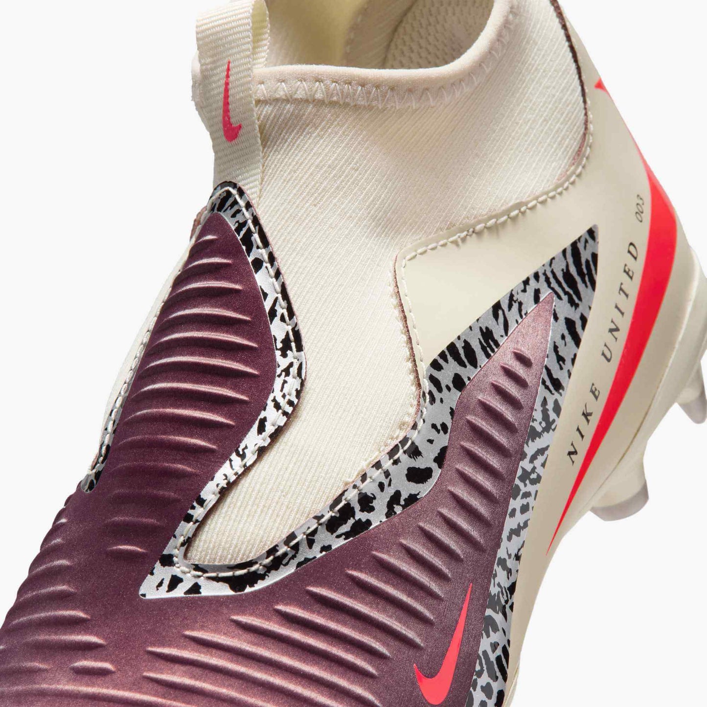 Nike Junior Phantom 6 High Academy NU3 Firm/Multi Ground Soccer Cleats - United NU3 Pack (SU26)
