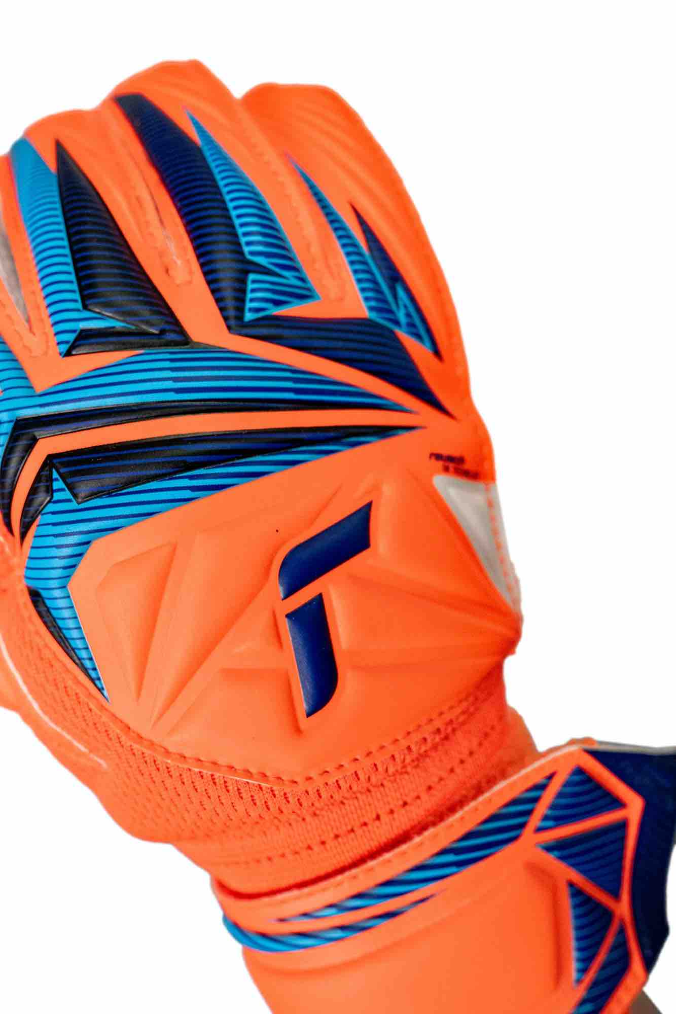 Reusch Junior Attrakt Advance Goalkeeper Gloves